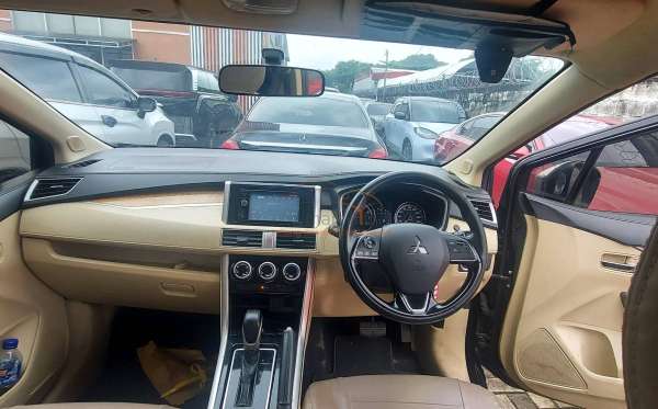 MITSUBISHI XPANDER