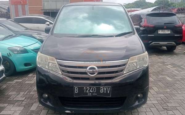 NISSAN SERENA 2.0