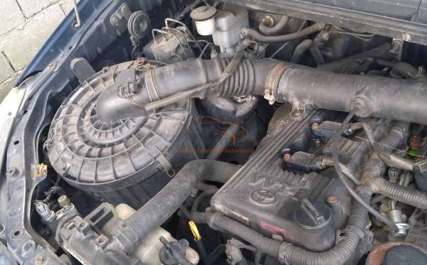 TOYOTA  KIJANG  INNOVA V