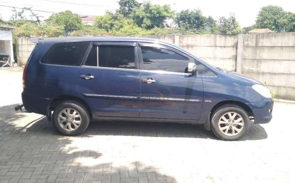 TOYOTA  KIJANG  INNOVA V