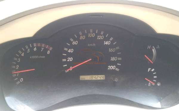 TOYOTA  KIJANG  INNOVA V