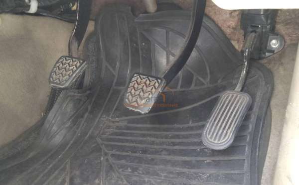 TOYOTA  KIJANG  INNOVA V