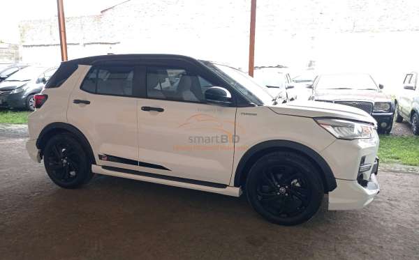 TOYOTA RAIZE 1.0 T S