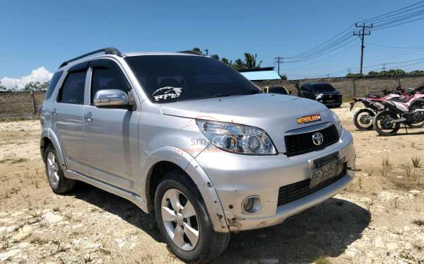 TOYOTA RUSH