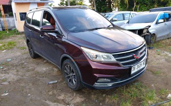WULING CORTEZ