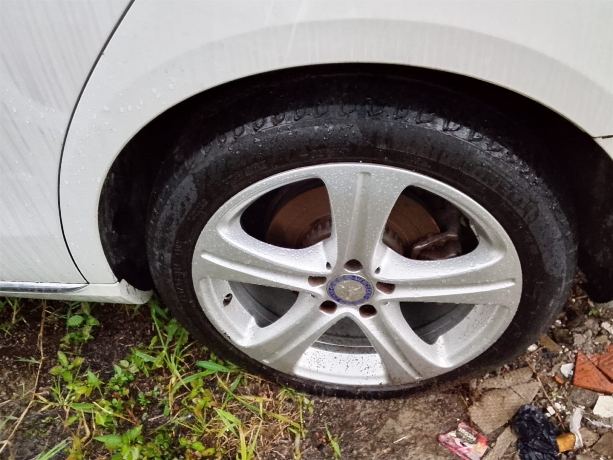 MERCEDES BENZ  E 250