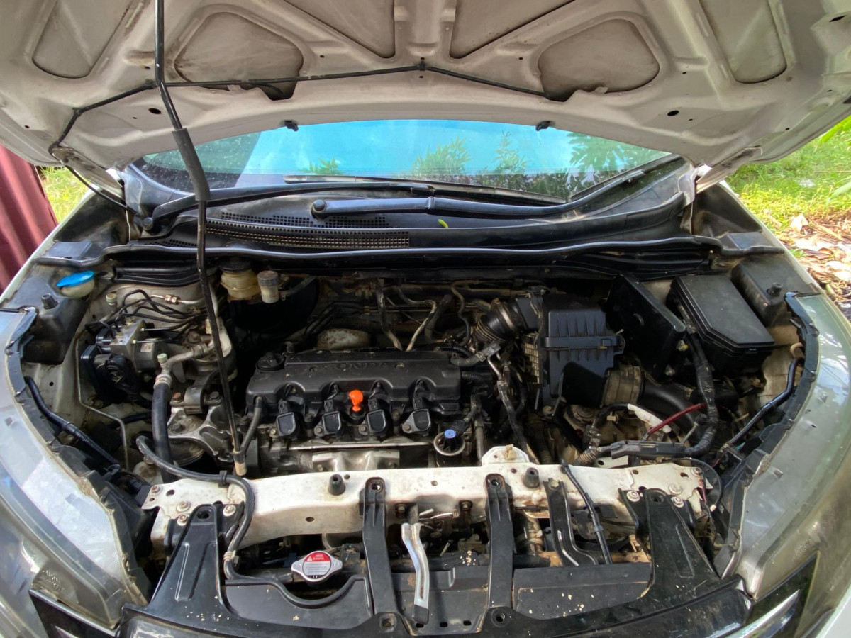 HONDA  CR-V  RM1 2WD 2.0