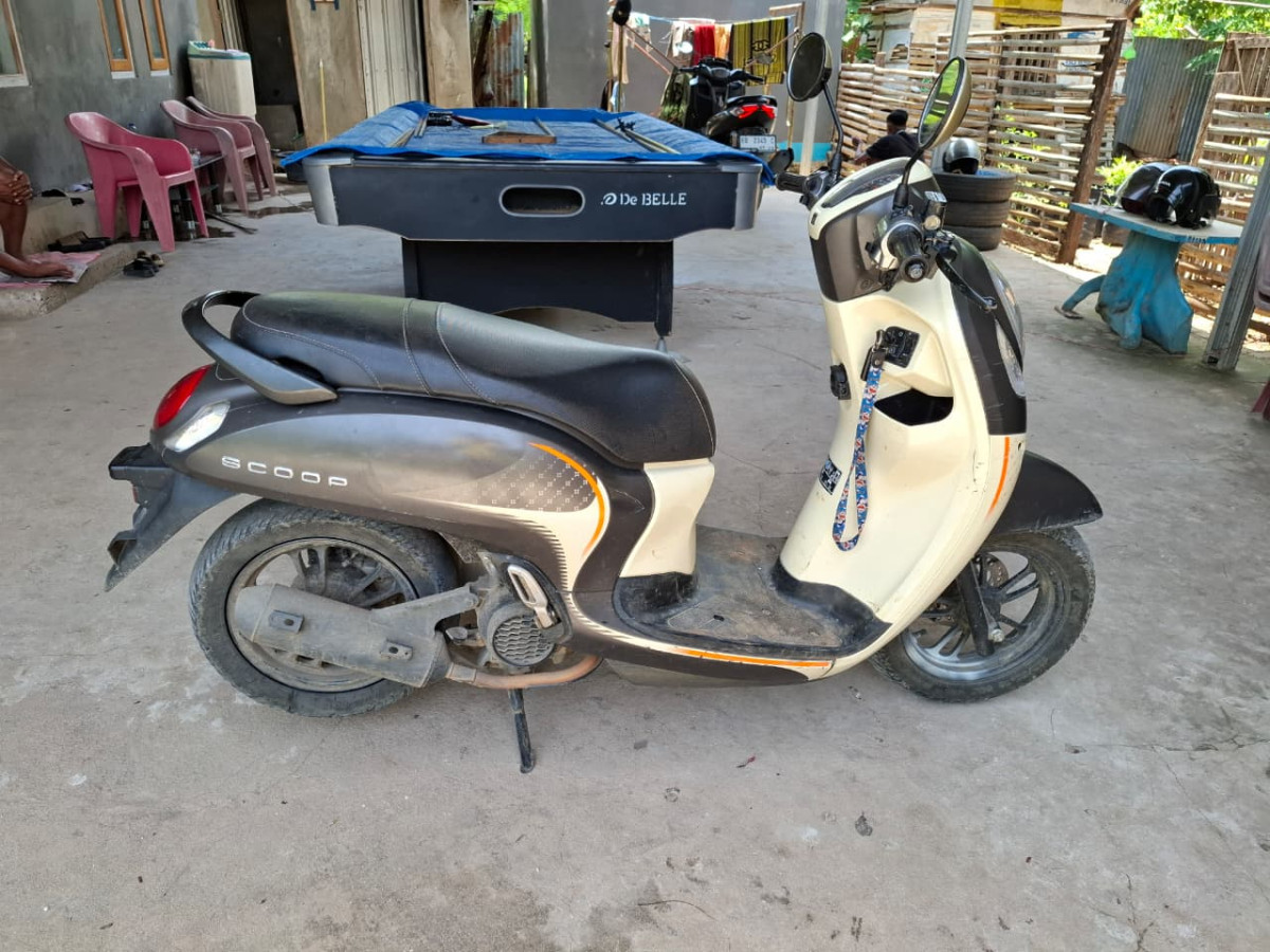 HONDA SCOOPY