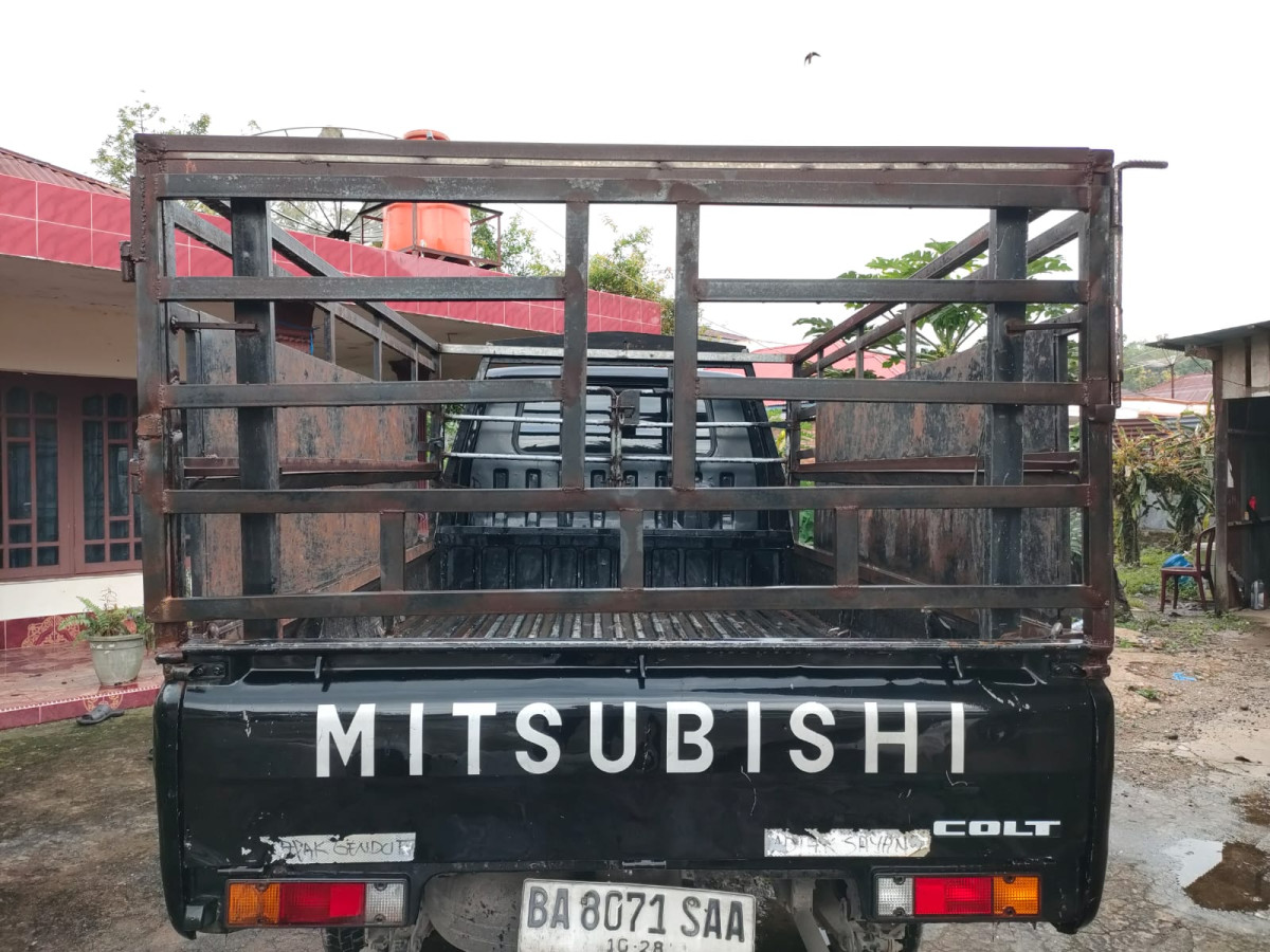 MITSUBISHI  L 300 L300 PU FB-R (4X2)