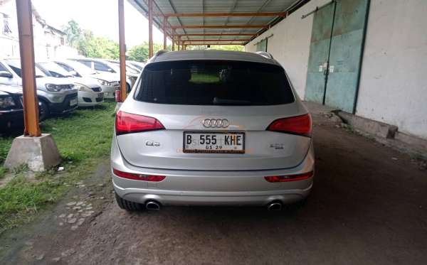AUDI 2.0 T FSI