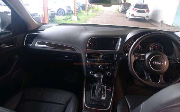 AUDI 2.0 T FSI