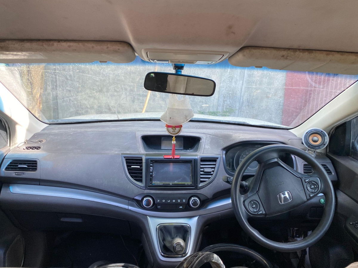 HONDA  CR-V  RM1 2WD 2.0