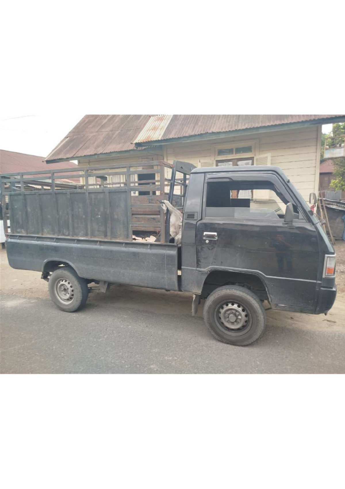 MITSUBISHI  L 300 L300 PU FB-R (4X2)