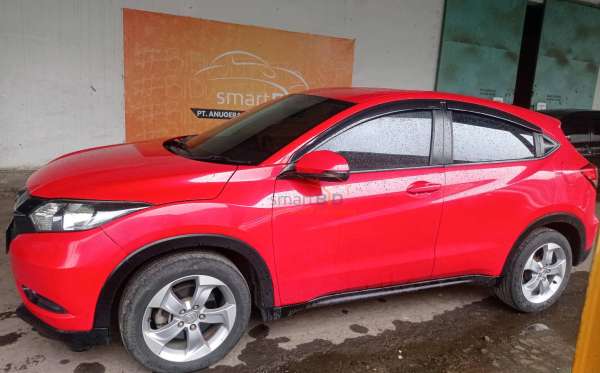 HONDA  HRV  RU1 1.5 S