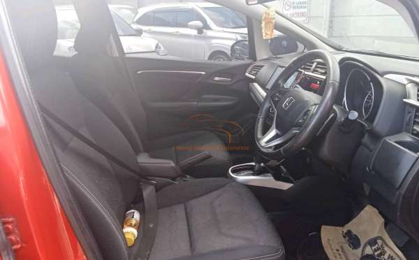 HONDA JAZZ GK5 1.5 RS