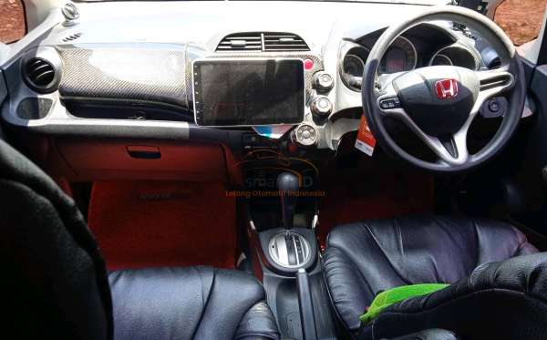 HONDA  JAZZ  GE8 1.5 E