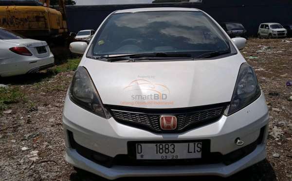 HONDA  JAZZ  GE8 1.5 E