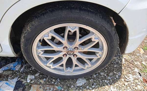 HONDA  JAZZ  GE8 1.5 E