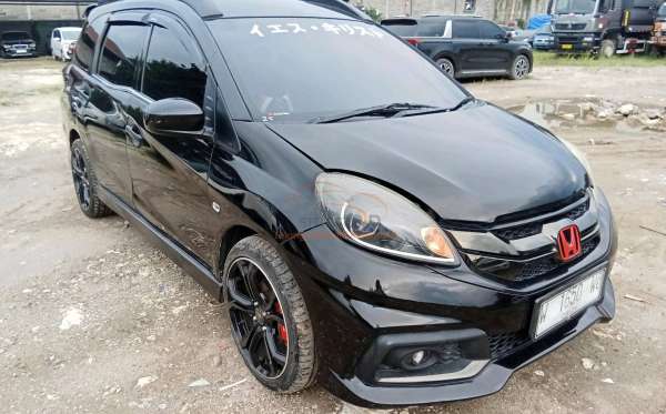 HONDA MOBILIO DD4 1.5 S