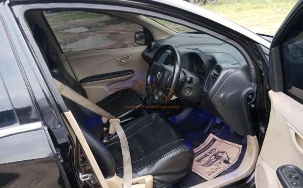 HONDA MOBILIO DD4 1.5 S