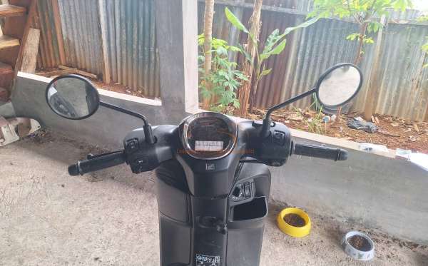 HONDA SCOOPY PRESTIGE