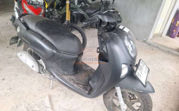 HONDA SCOOPY PRESTIGE