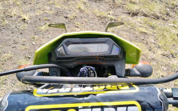 KAWASAKI  D-TRACKER SE