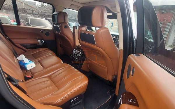 LAND ROVER RANGEROVER