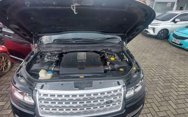 LAND ROVER RANGEROVER