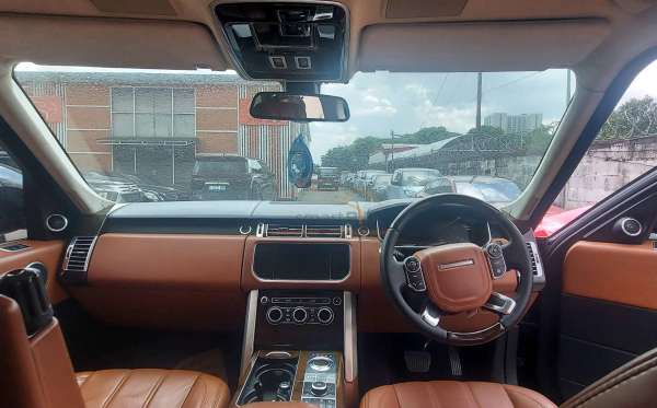 LAND ROVER RANGEROVER