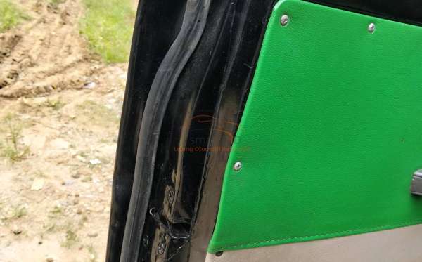 MITSUBISHI L300 PU FB-R (4X2)