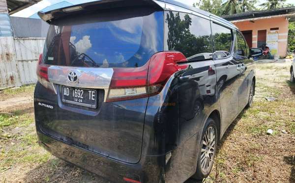 TOYOTA ALPHARD 2.5 X