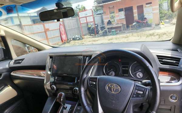 TOYOTA ALPHARD 2.5 X
