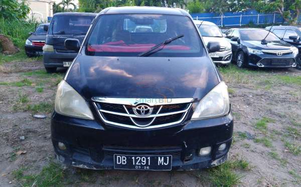 TOYOTA  AVANZA  1.3 G