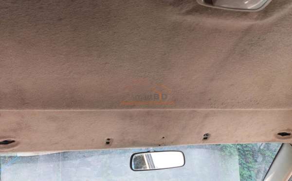 TOYOTA KIJANG INNOVA E