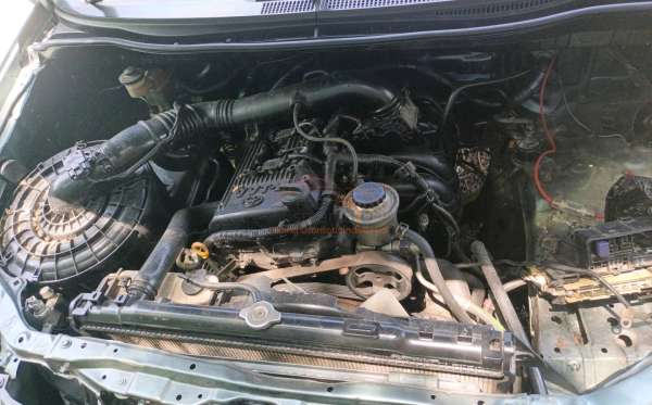 TOYOTA KIJANG INNOVA E