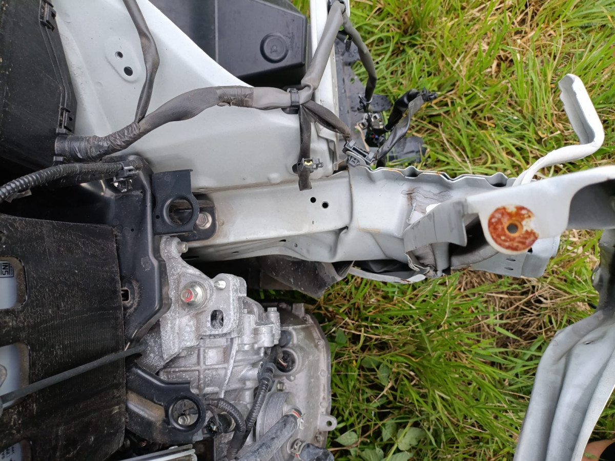 TOYOTA AVANZA  1.3 E