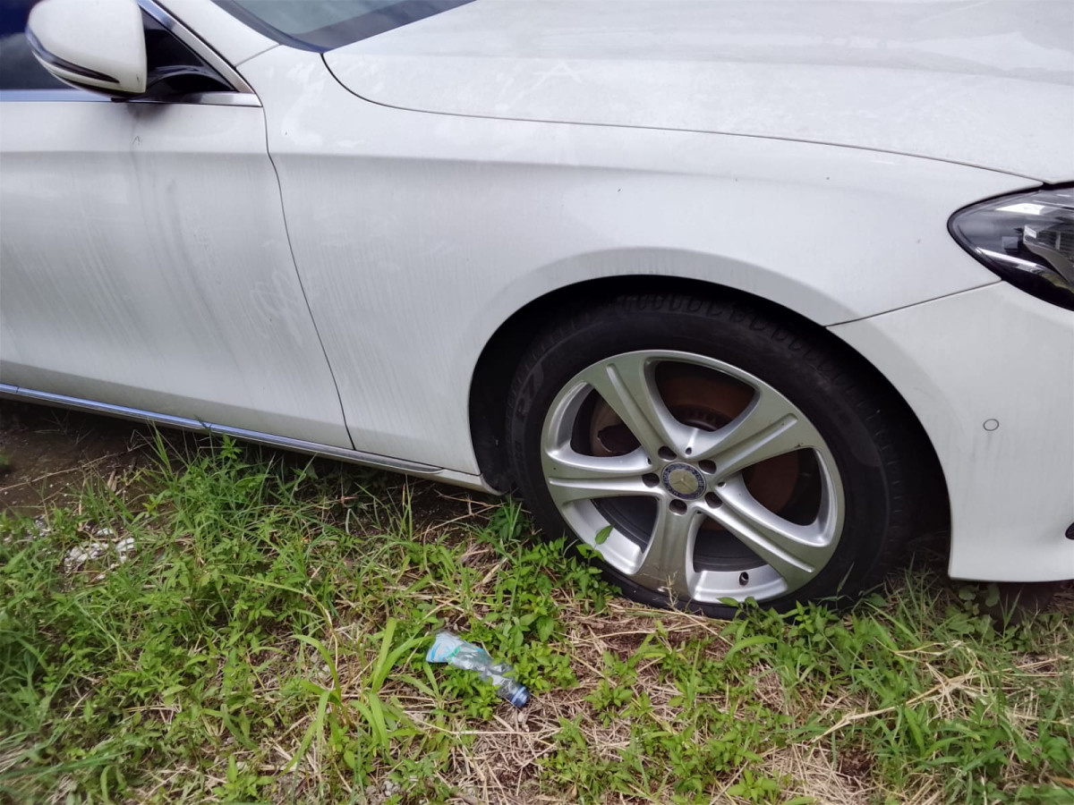 MERCEDES BENZ  E 250