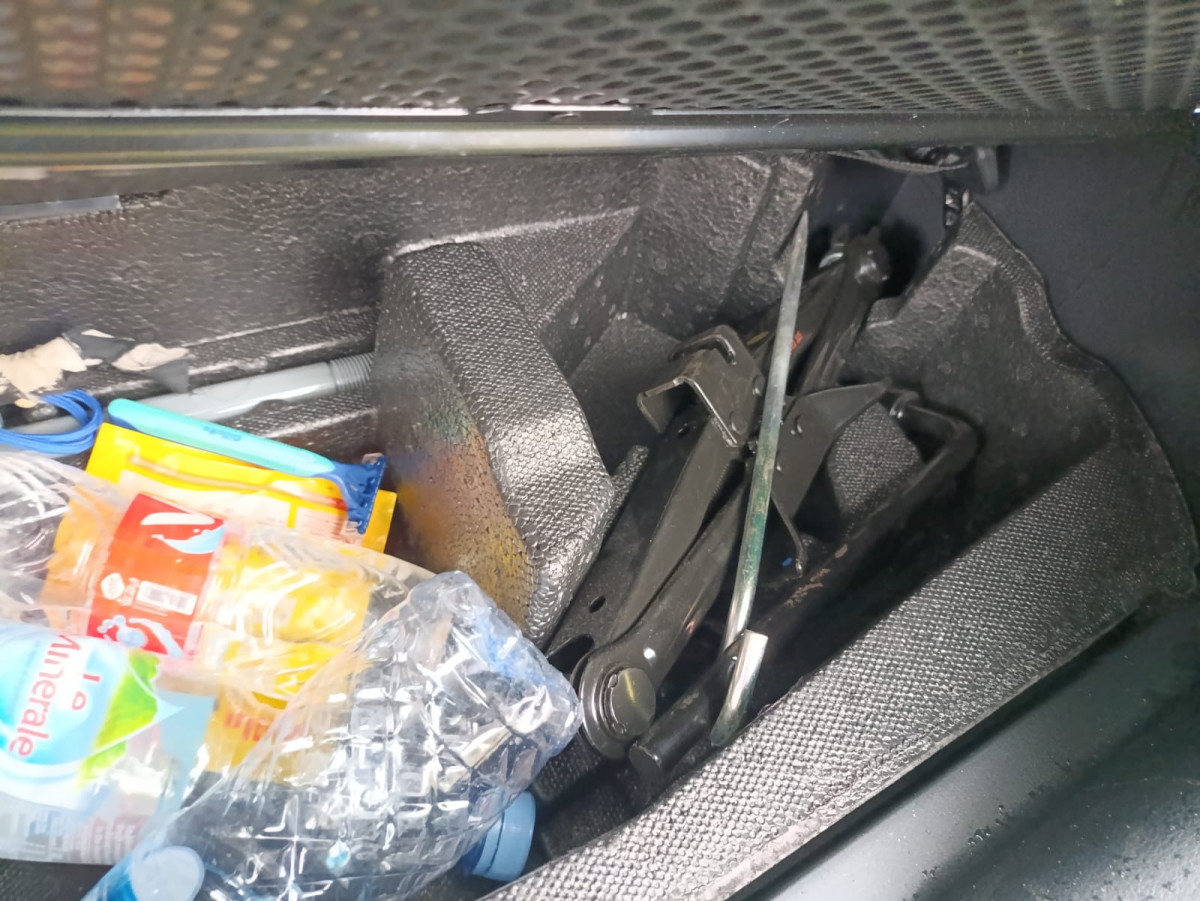 TOYOTA AVANZA  1.3 E