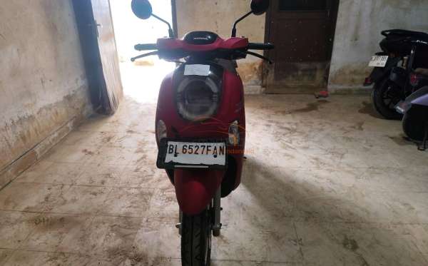 HONDA SCOOPY PRESTIGE