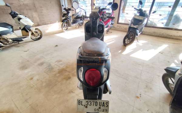 HONDA SCOOPY PRESTIGE