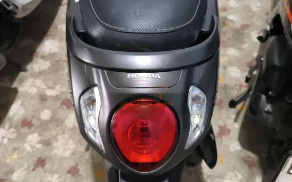 HONDA SCOOPY SPORTY