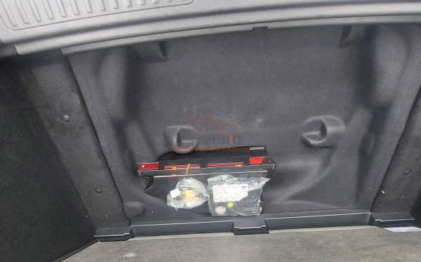 MERCEDES BENZ B 200 AT