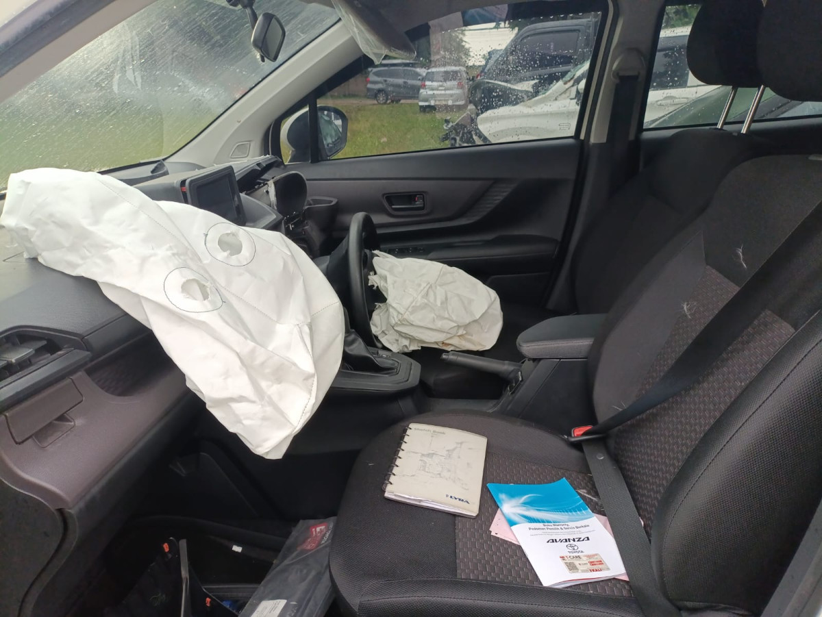 TOYOTA AVANZA  1.3 E