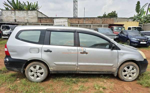 NISSAN GRAND LIVINA XV