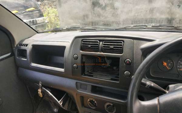 SUZUKI MEGA CARRY PU