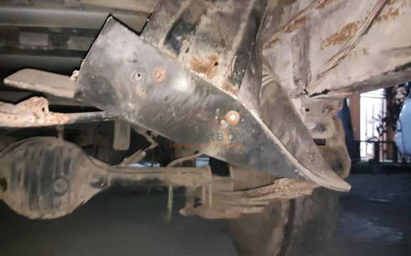 SUZUKI MEGA CARRY PU