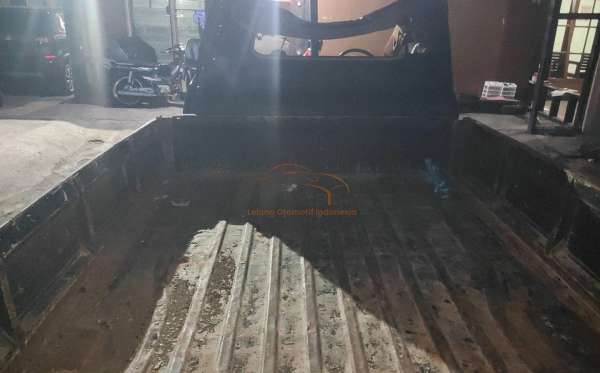 SUZUKI MEGA CARRY PU