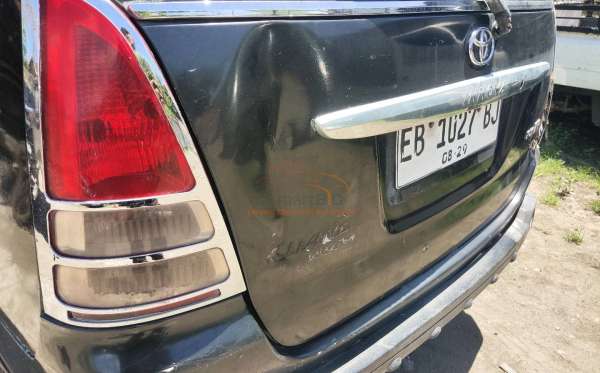 TOYOTA  KIJANG  INNOVA