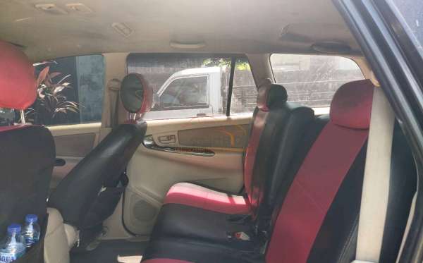 TOYOTA  KIJANG  INNOVA